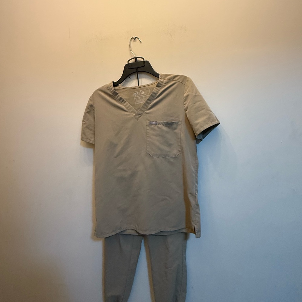 Tan Scrub Set - Picture 2 of 4